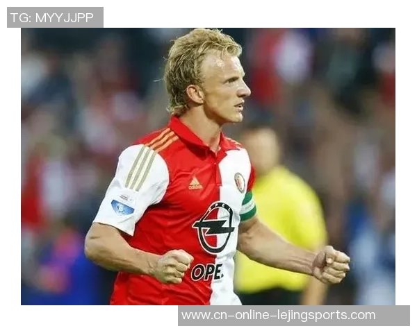 埃门对阵费耶诺德约根森因伤缺阵影响比赛走势