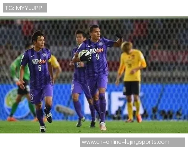 鹿岛鹿角对阵广岛三箭的精彩赛事是否会进行现场直播分析